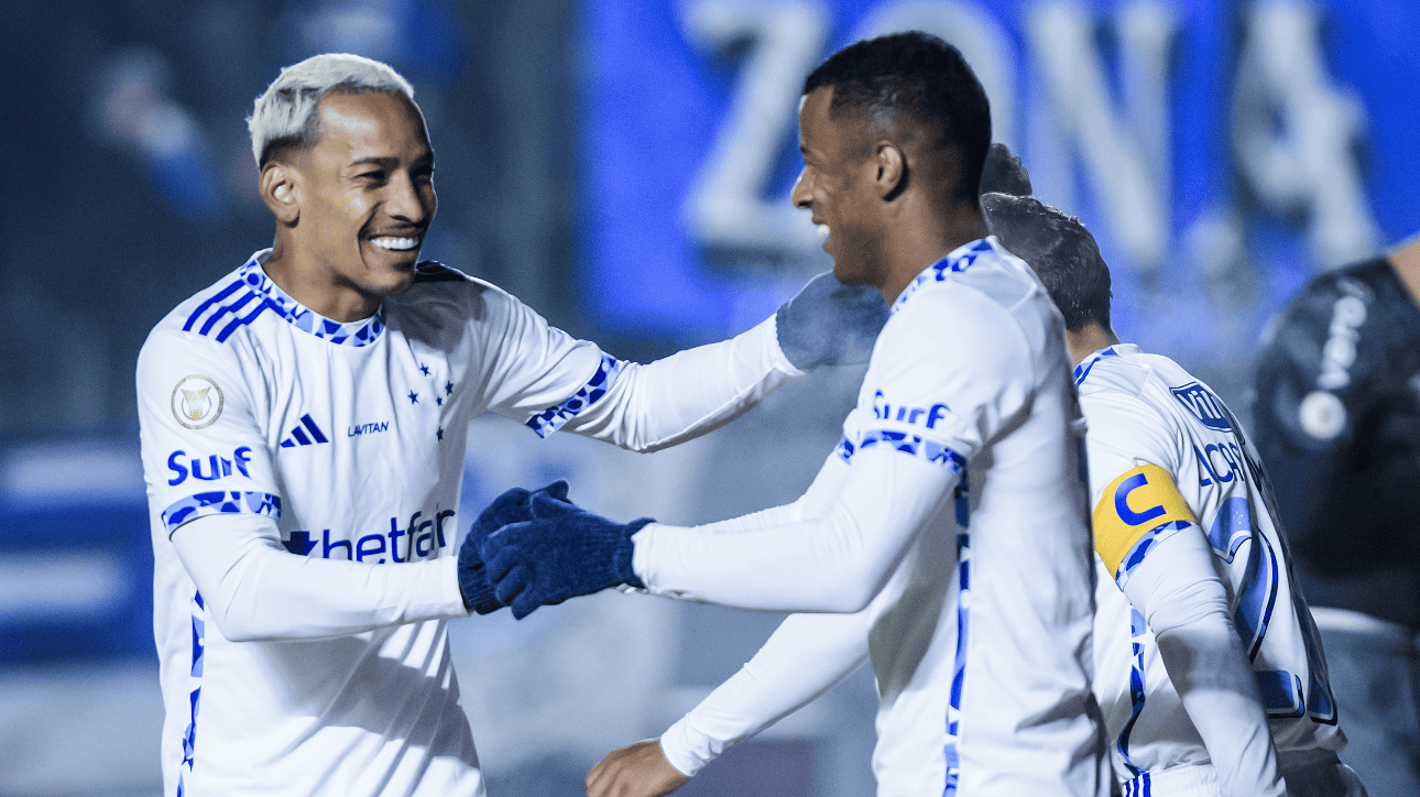 Cruzeiro Brilha e Vence Grêmio: Rumo à Libertadores!