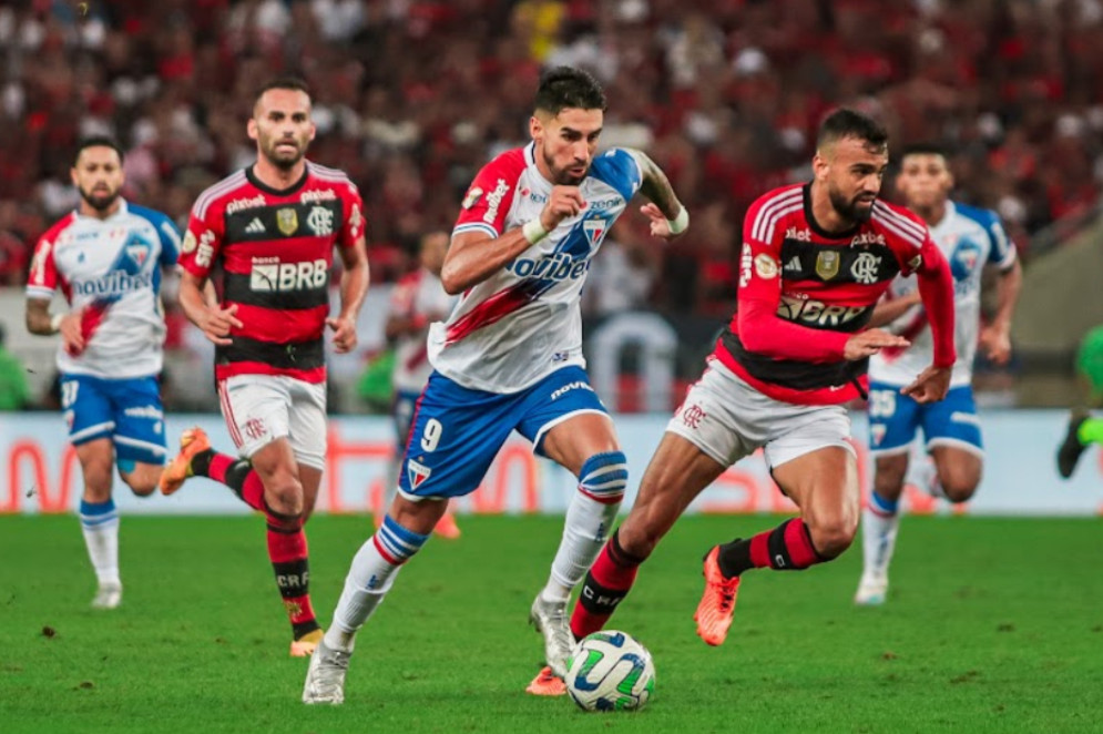 Flamengo e Fortaleza: Pioneiros ou Parasitas do Futebol?